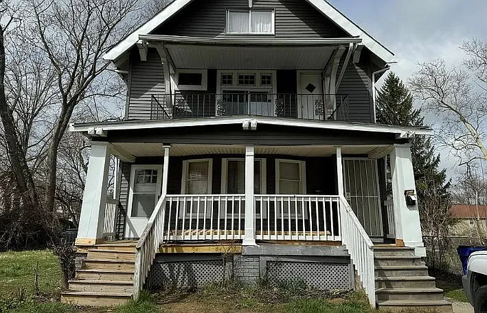 2 bed, $850 — Photo 1