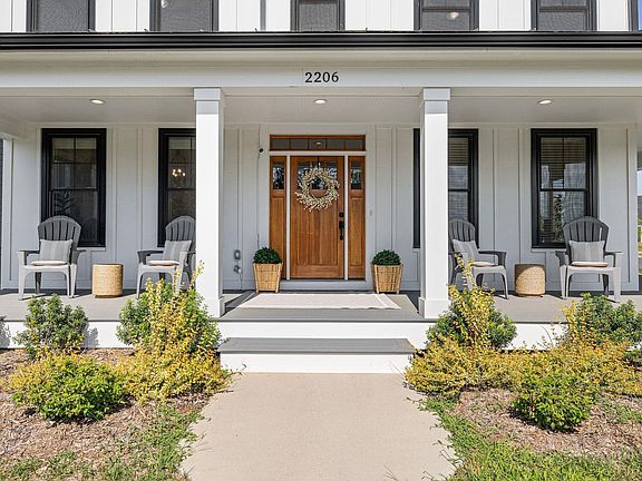 2nd image of 2206 Fowler Cir