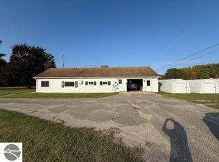 10969 E Lake Montcalm Rd, Riverdale, MI 48877