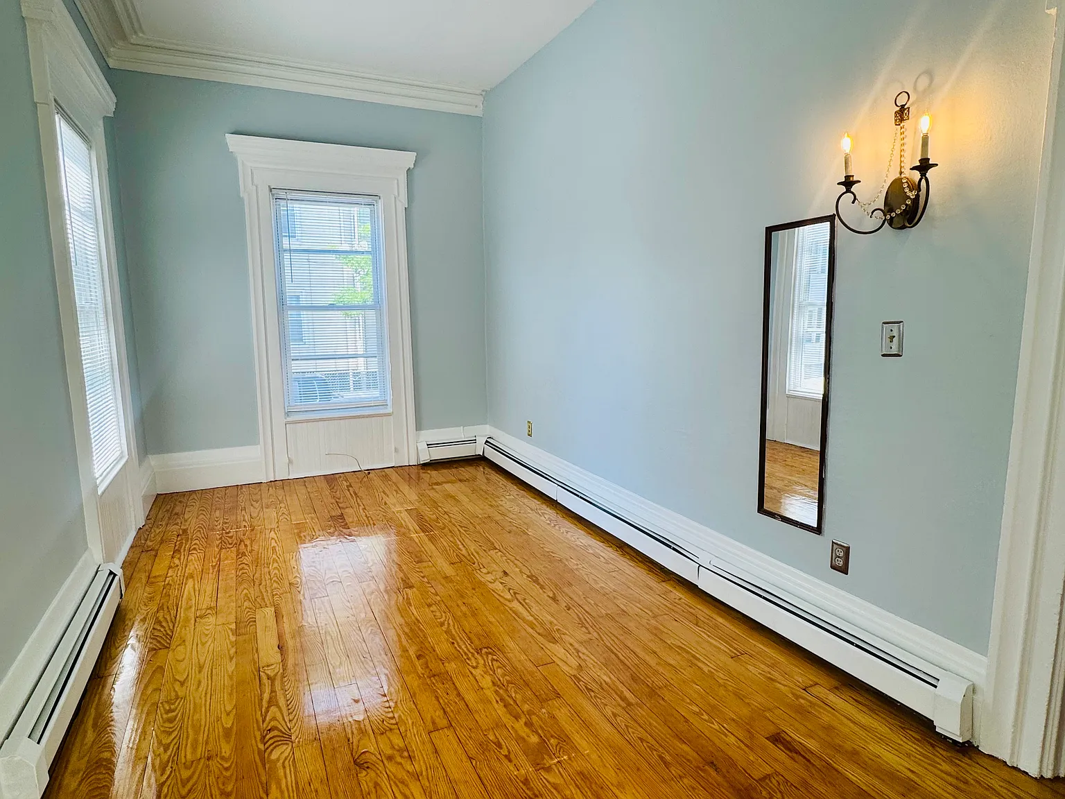 2 bed, $2,100 — Photo 2