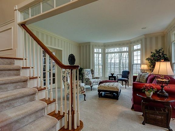 5th image of 8575 Tamarack Trl