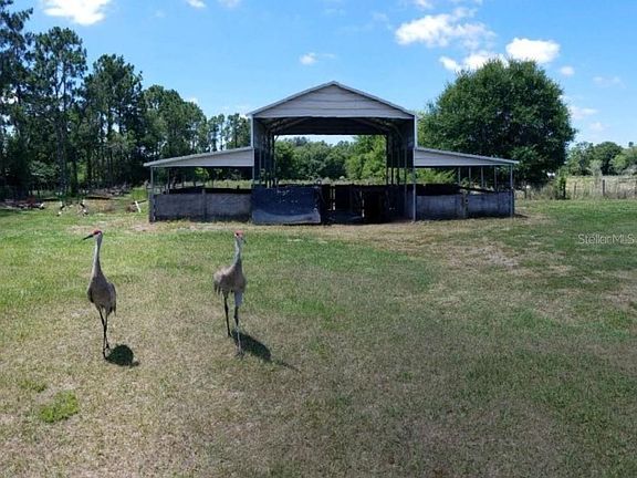 4th image of 9725 Wood Dale Ln