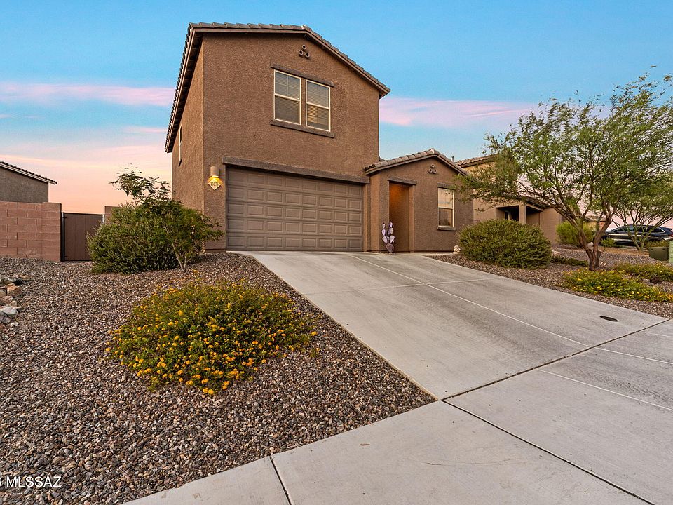 1st image of 13073 E Cembeline Ln