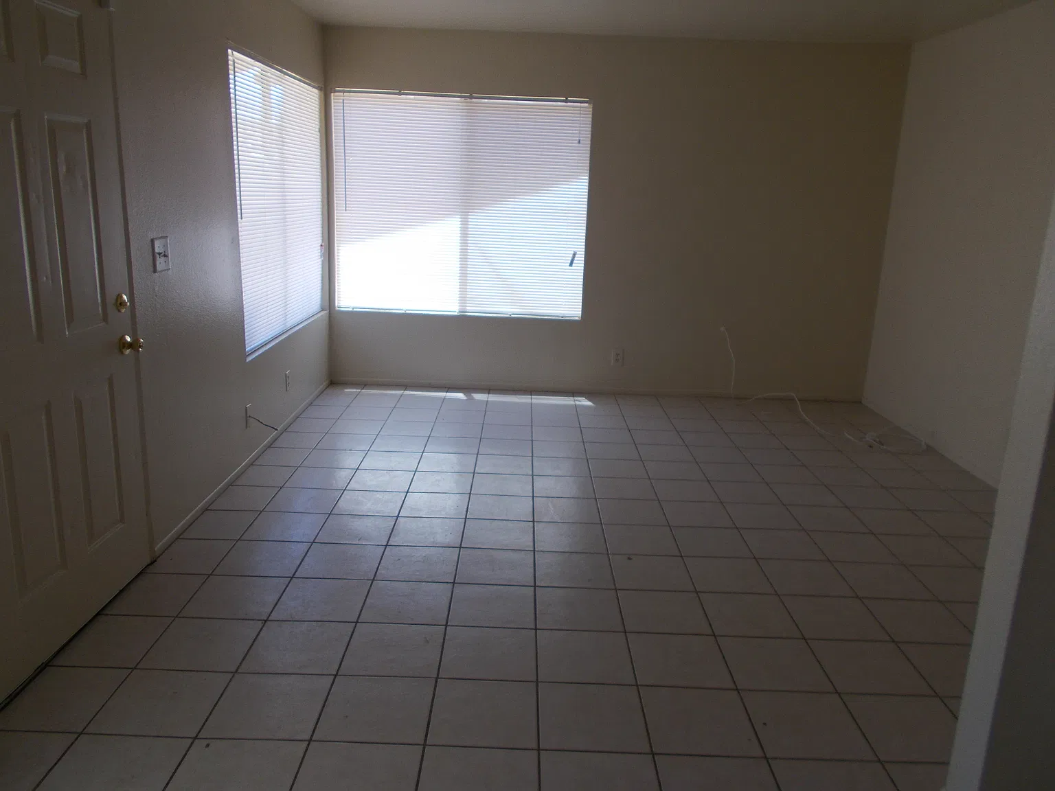 2 bed, 750 sqft, $1,195 — Photo 4