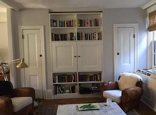 19 8th Ave, New York, NY 10014