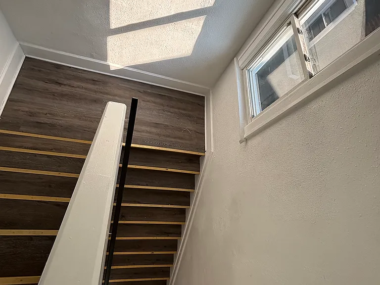 4353 Seebaldt St — Photo 21