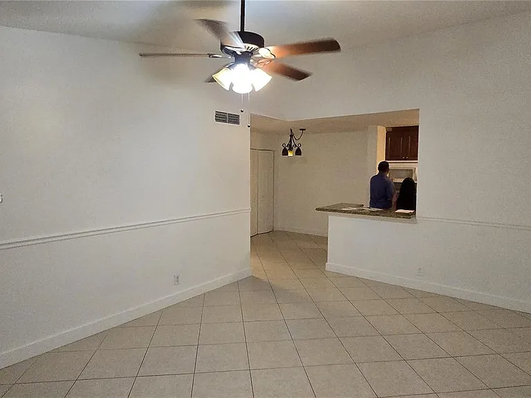 10741 Cleary Blvd #306 — Photo 7