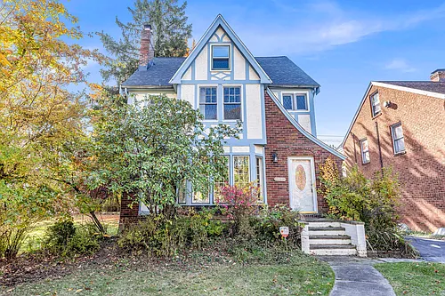 3630 Bainbridge Rd Photo 1