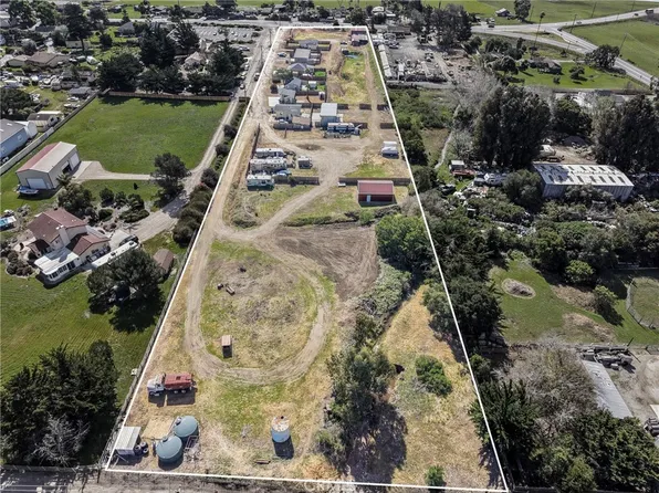 35 Blarney Ln, San Luis Obispo, CA 93405