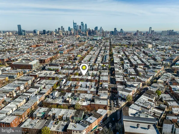 1313 Moore St, Philadelphia, PA 19148