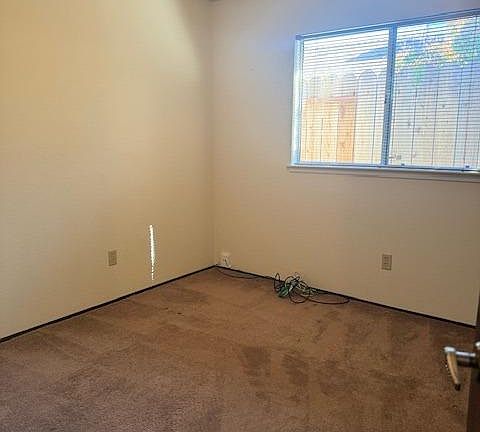 3rd image of 4148 Goldust Dr