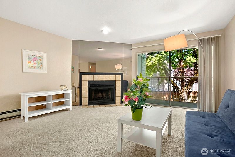 5th image of 4106 Factoria Boulevard SE #213