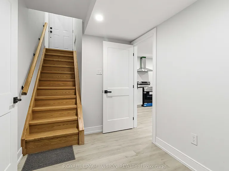 77 Thomas St #LOWER — Photo 22