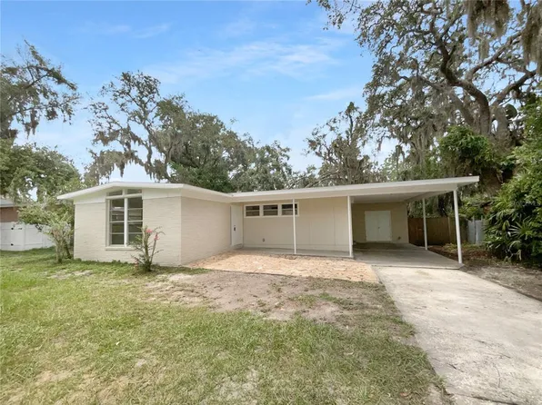 425 S Riverhills Dr, Temple Terrace, FL 33617