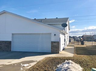 5270 48th Ave S, Fargo, ND 58104