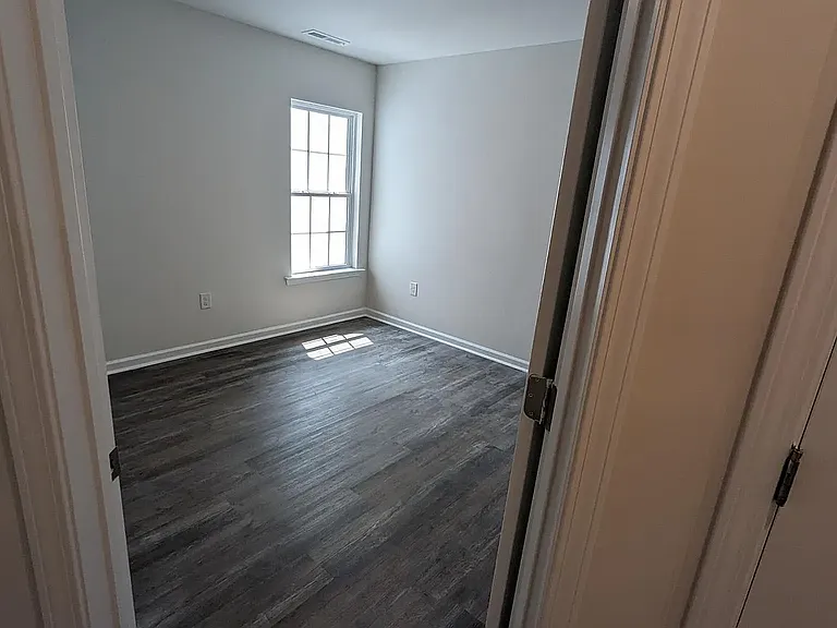 5006 Jayden Dr — Photo 15
