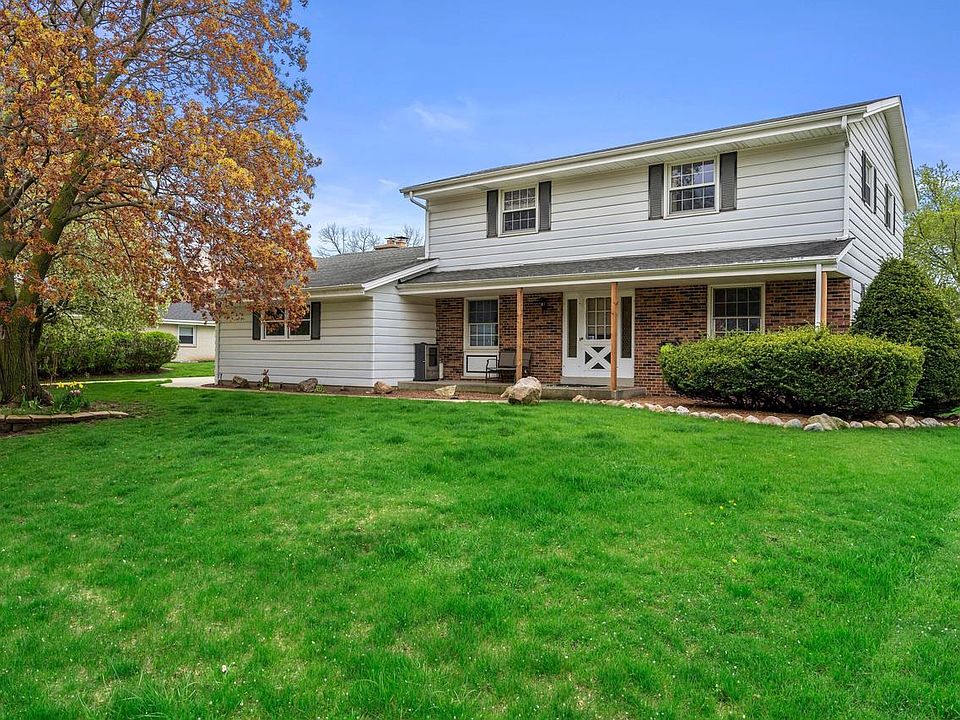 1st image of 3835 West Plainfield AVENUE