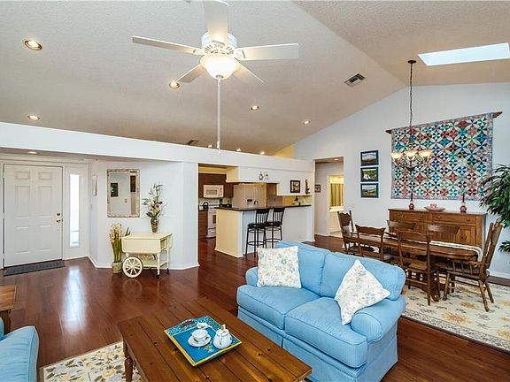3rd image of 1010 Osprey Ct