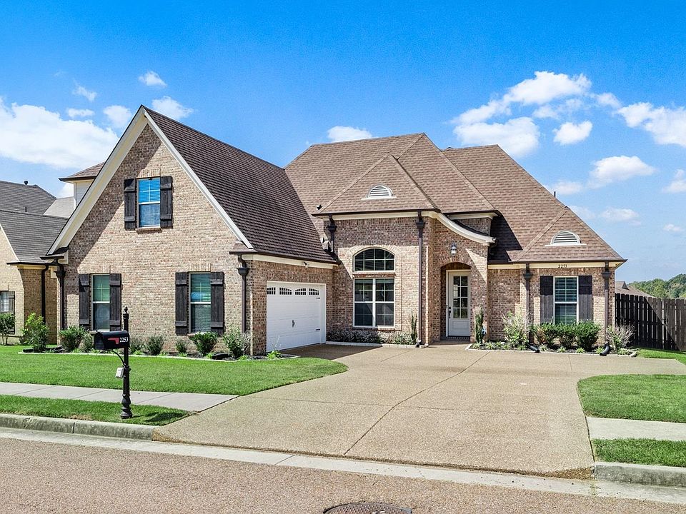 1st image of 2253 Fountain Brook Ln