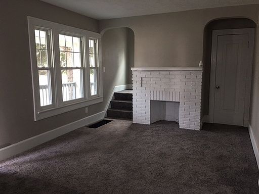 2nd image of 950 Caledonia Ave