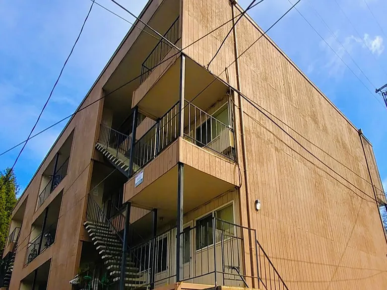 738 E 16th Ave — Photo 7