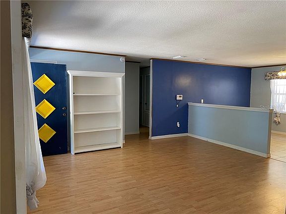 3rd image of 243 Overlook Dr