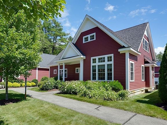 2nd image of 18 Village Ln #4