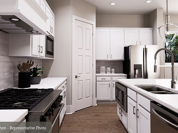 The Frazier - Kitchen