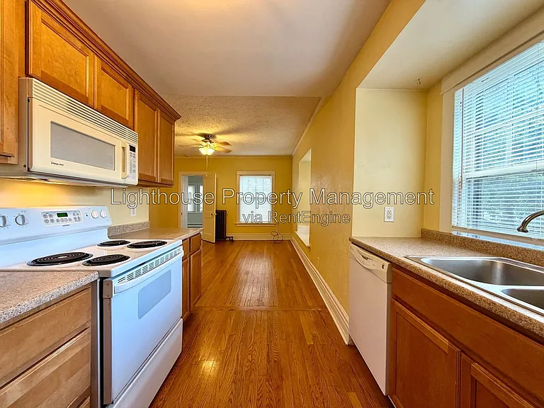 49 Prospect Ave NE #4 — Photo 11
