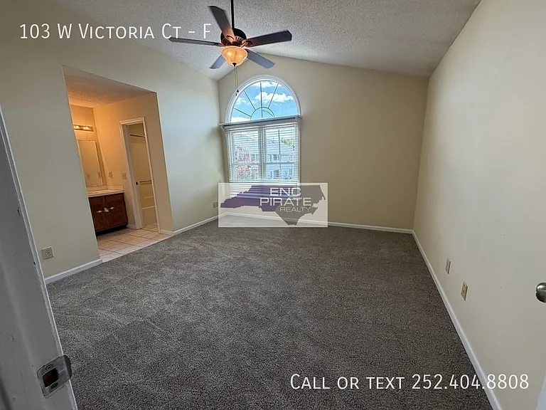 103 W Victoria Ct #F — Photo 9