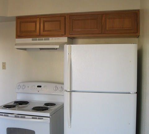 5th image of 45 E Limberlost Dr APT D