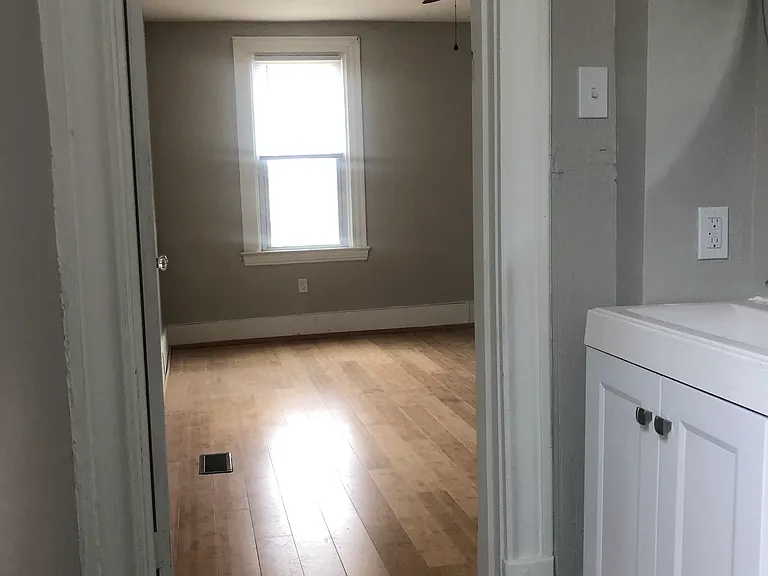 227 Sterling St — Photo 4