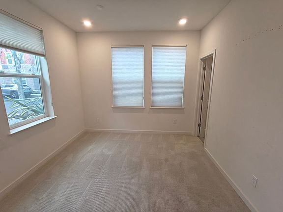 3rd image of 828 Julian Ter Unit 1
