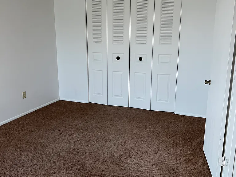 25-49 Rosewood Ct #14B — Photo 11