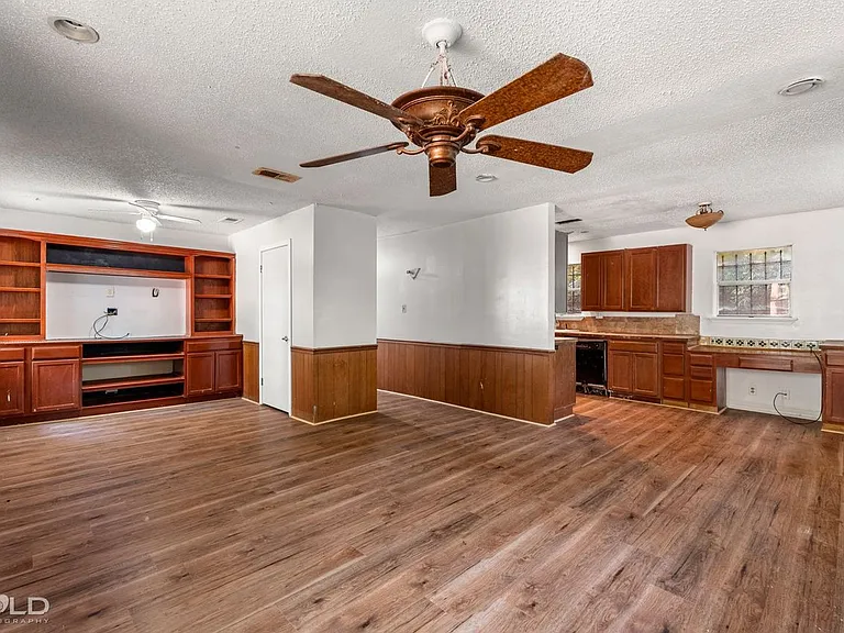 4314 Kristin Dr — Photo 8