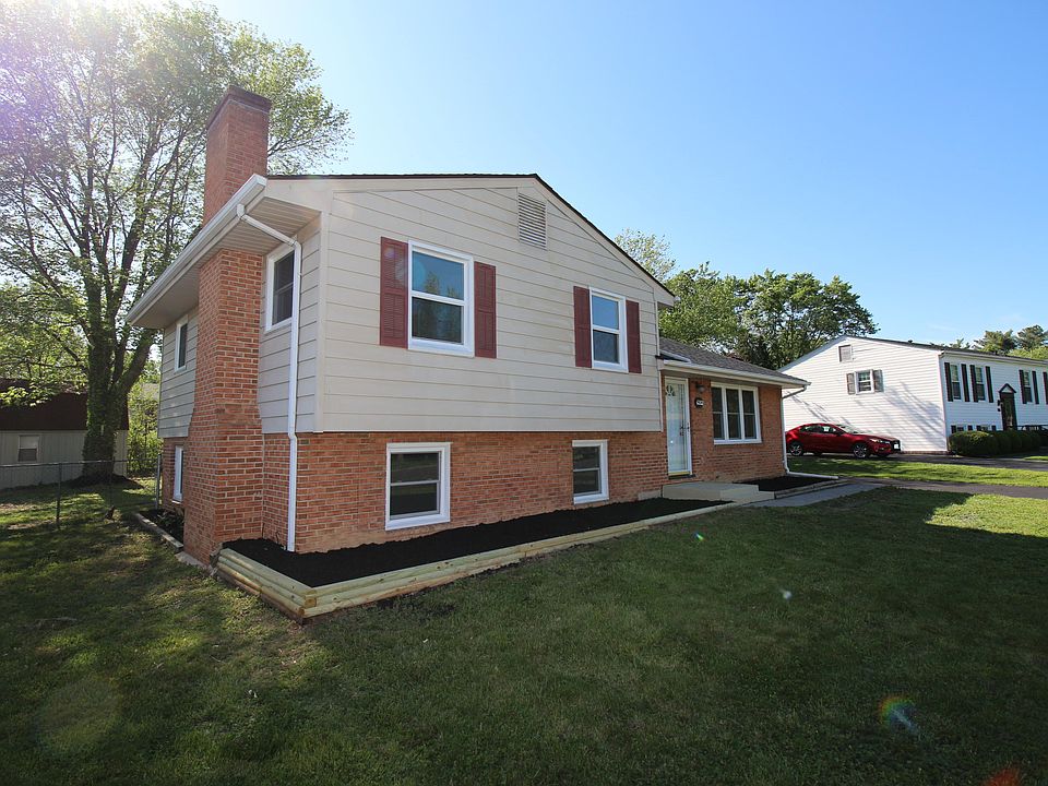 1st image of 6352 Bunker Ln