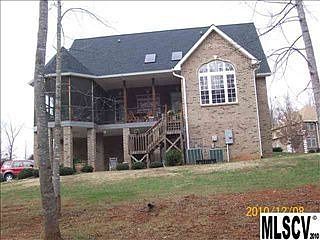 3rd image of 1158 Willow Creek Dr