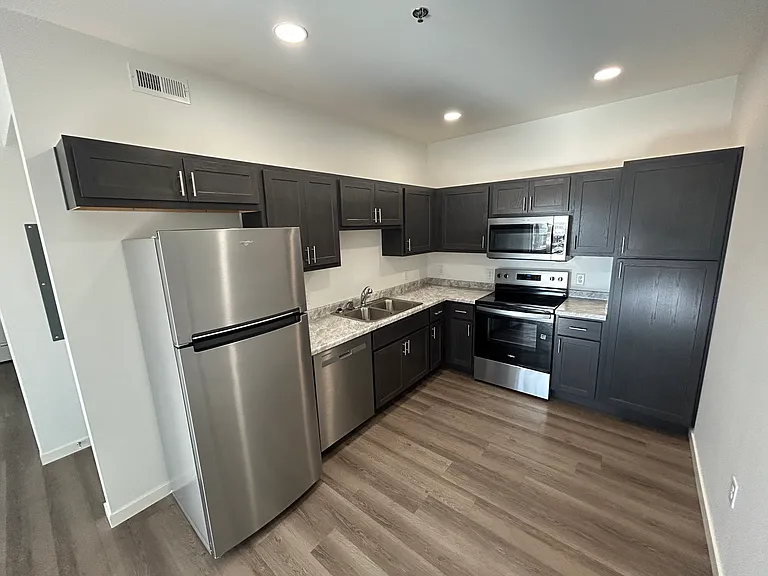 3612 Palms Dr #12 — Photo 6