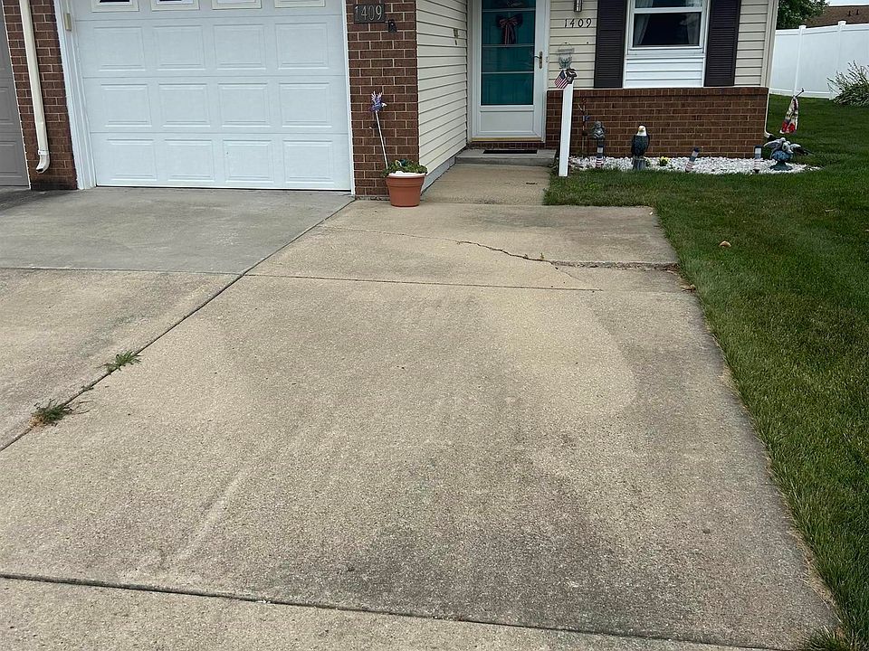 1st image of 1409 Berkley Cir
