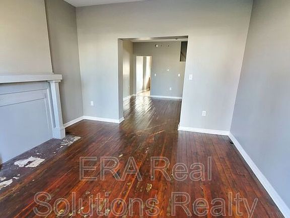 4th image of 266 W Park Ave