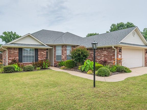 3rd image of 2406 Katie Lynn Cir