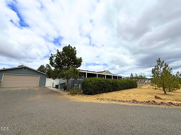 2nd image of 63 Rogue River Dr