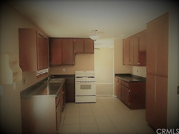 3rd image of 29539 Oakbridge Dr