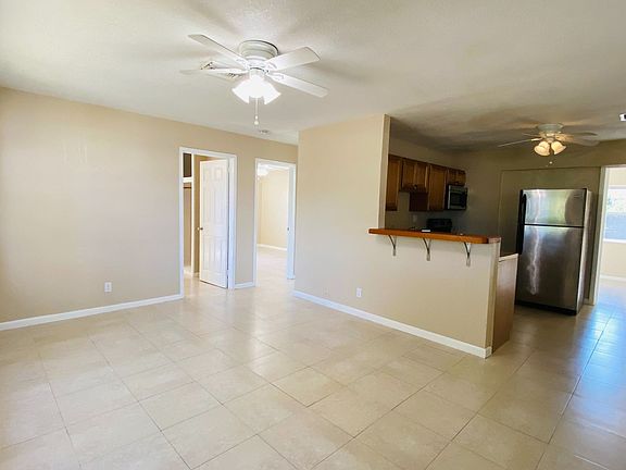 3rd image of 512 NW 9th Ave