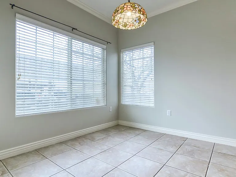 3846 E Canyon Ranch Rd #103 — Photo 6