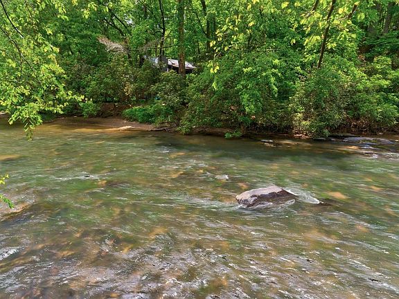 4th image of 1351 Lazy River Ln