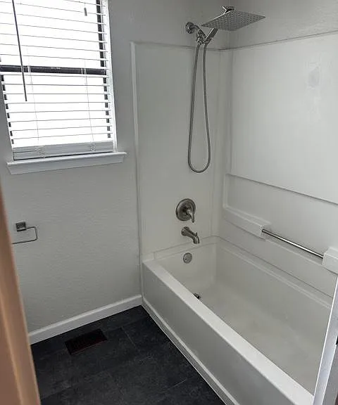 4520 Speedway #A — Photo 8
