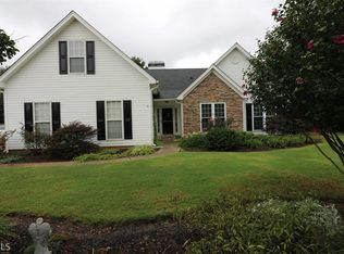 6208 Wilmington Way, Flowery Branch, GA 30542