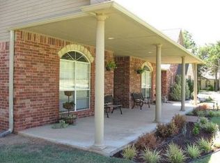 1601 Willow Springs Rd, Norman, OK 73072