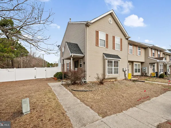 2 Lincoln Ln, Berlin, NJ 08009